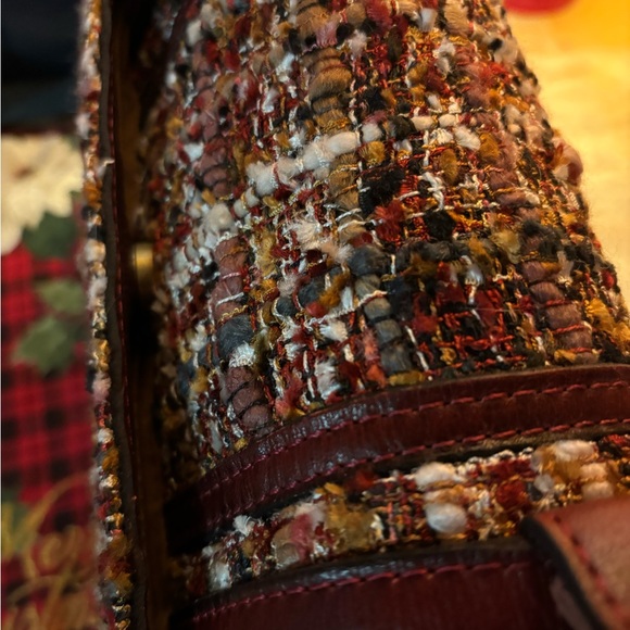 Patricia Nash Satchel/Crossbody Strap Included - Picture 5 of 11